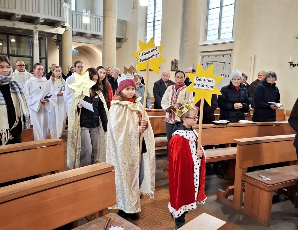 Sternsinger Aktuell - Spenden hier Online möglich. 12