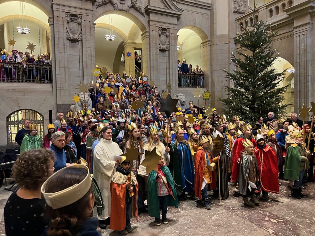 Sternsinger Aktuell - Spenden hier Online möglich. 10