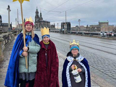 Sternsinger Aktion 2026 - Meißener Dreikönigsgruppe wird im Bundeskanzleramt empfangen 1 Sternsinger Aktion 2026 - Meißener Dreikönigsgruppe wird im Bundeskanzleramt empfangen 1