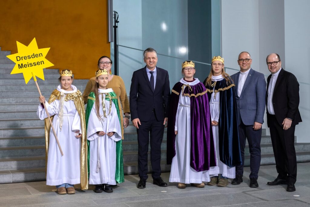 Sternsinger der Pfarrei St. Benno Meißen im Kanzleramt in Berlin - im Auftrag des Bistums Dresden Meißen unterwegs... 2