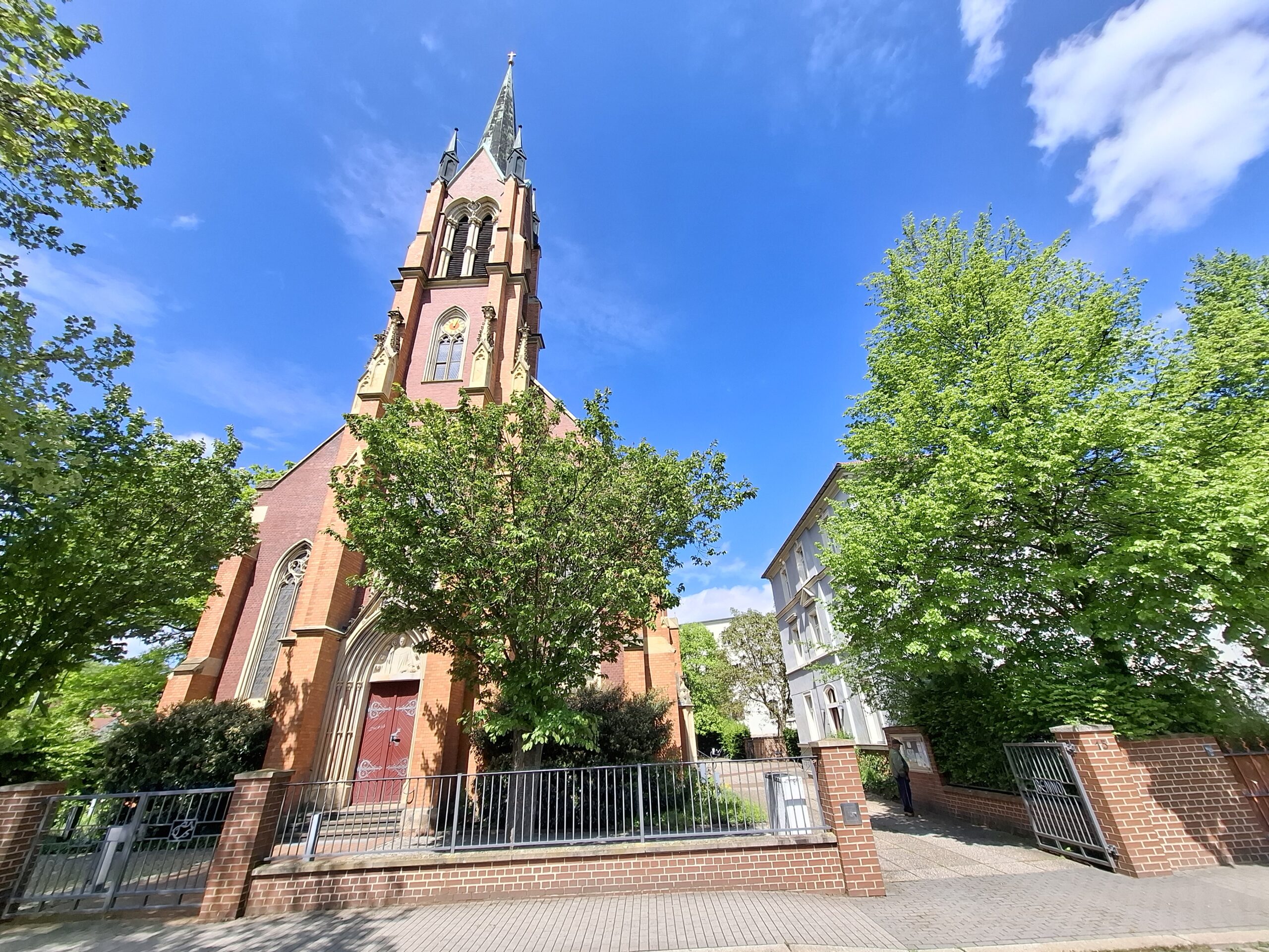 Arbeitseinsatz rund um die St. Benno Kirche Meißen - 09.05. 2026 Dankeschön!!! 4